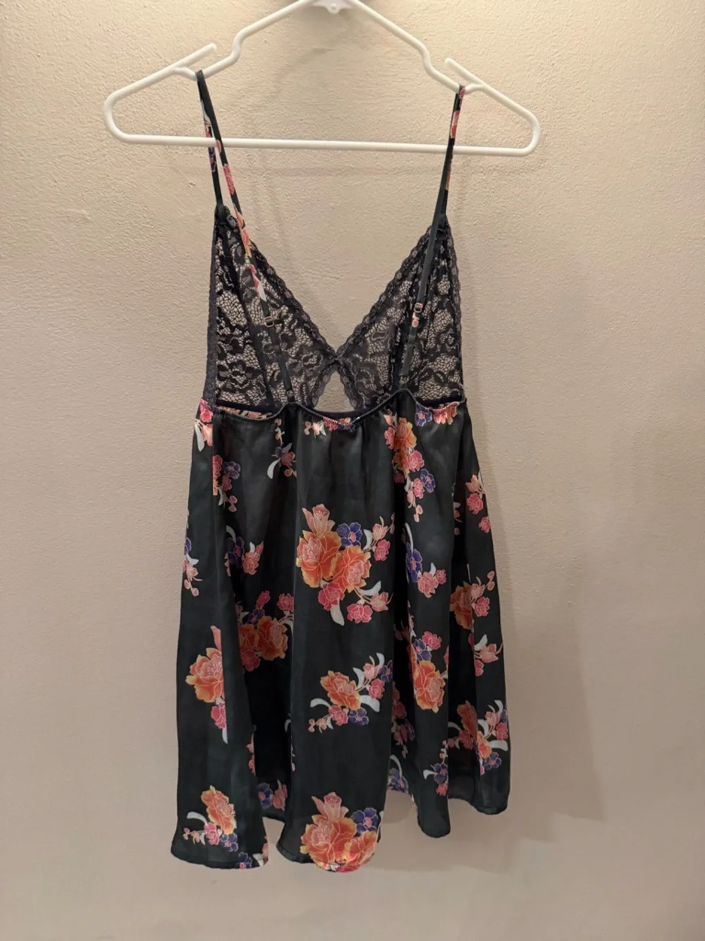 Chelsea28 Floral Lace Trim‎ Chemise Nightgown Black Satin Sleep Dress Small